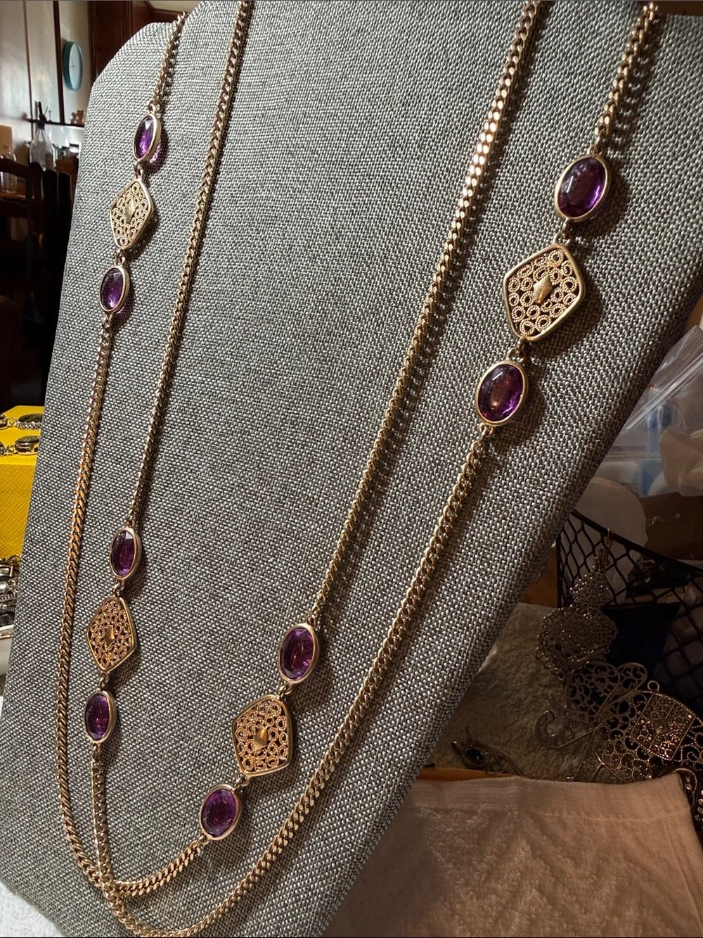 Sarah Coventry Gold-Tone Necklace with Purple Oval Rhinestones